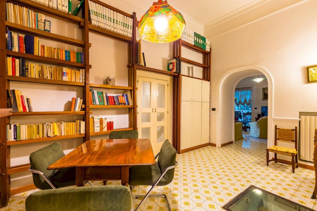 Villa Paola - Hidden Panoramic Garden And Terraces By Napoliapartments Exterior photo