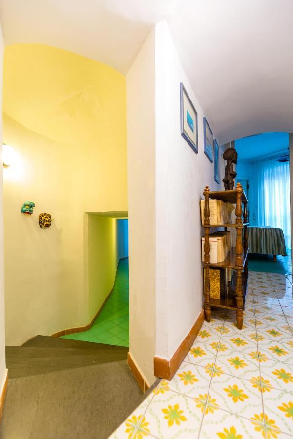 Villa Paola - Hidden Panoramic Garden And Terraces By Napoliapartments Exterior photo